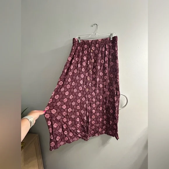 Passenger Hannah skirt in tile wine maxi skirt - Picture 9 of 12